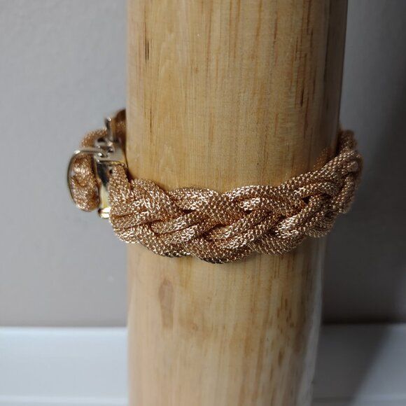 Pretty Gold Tone Belt Bracelet - Picture 3 of 12